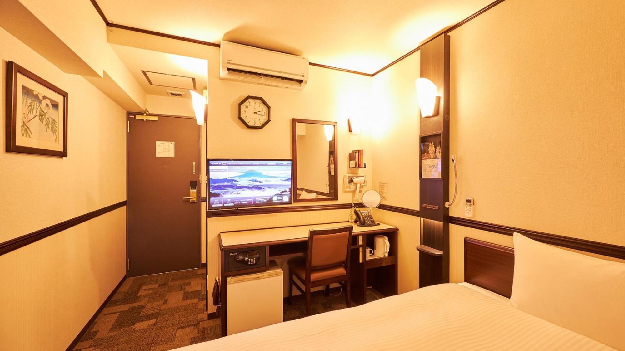 Toyoko Inn Osaka Tsuruhashi Ekimae Værelse billede